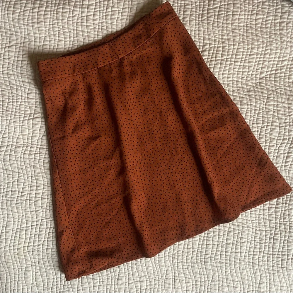 Skirt 🍊 - Picture 1 of 4